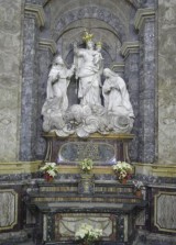 altare della Madonna del Rosario tra San Domenico e Santa Caterina - Paolo Tenaglia